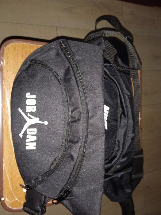 Стильні чоловічі барсетки