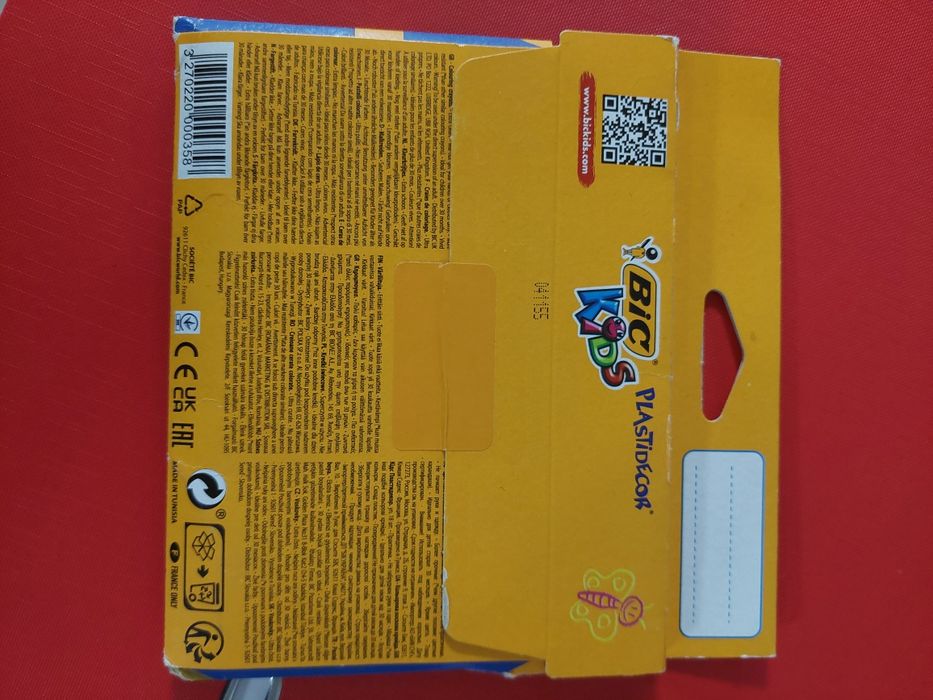 Zestaw kredek – ołówkowe 18 szt. BIC + świecowe