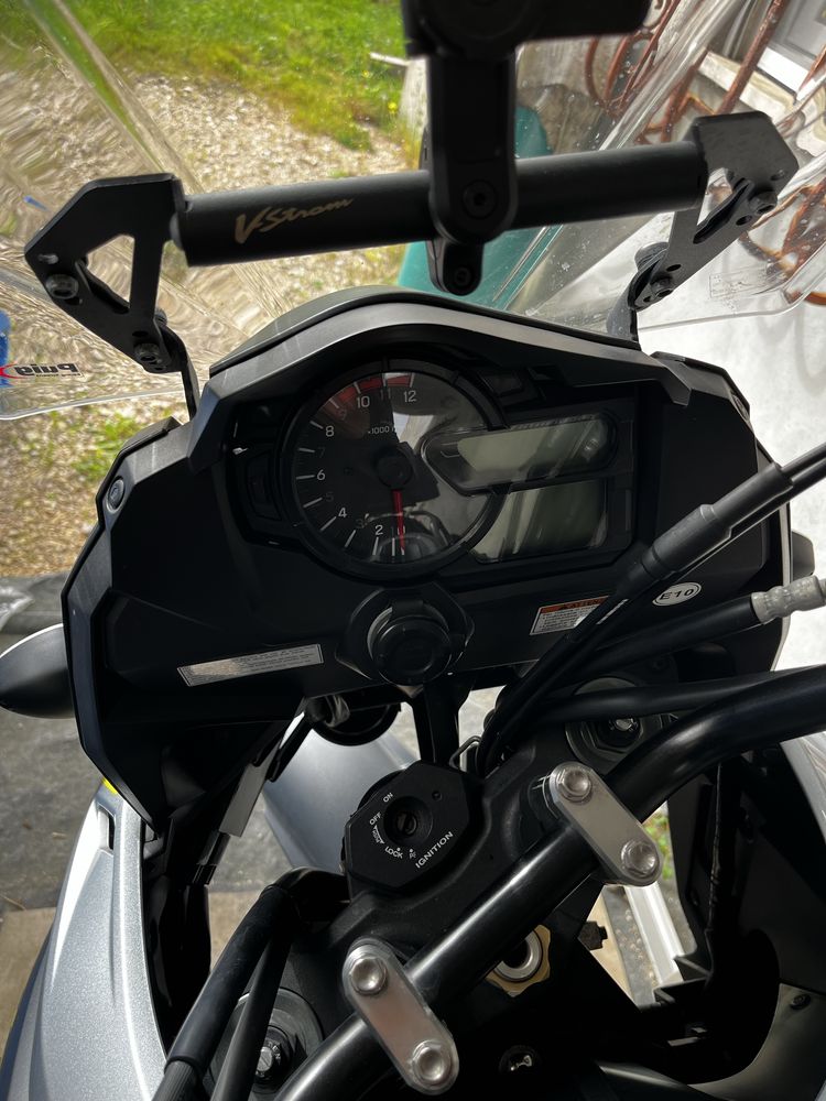 Suzuki V-Strom DL 1000