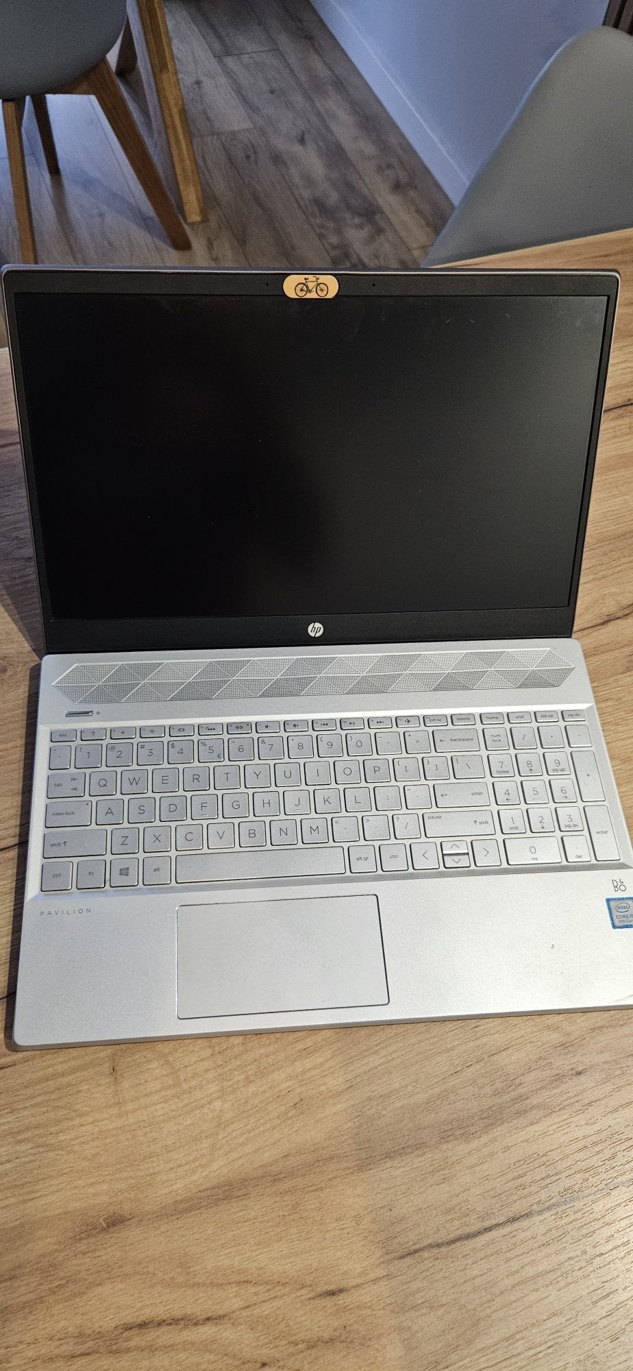 HP pavilion 15-cs2044nw 1tb win 11 nowa bateria