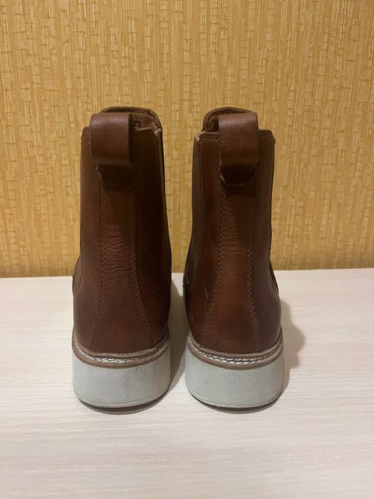 Шкіряне взуття Clark's, 41 розміру