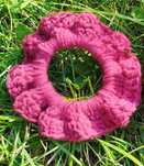 Gumka scrunchie zrobiona na szydełku