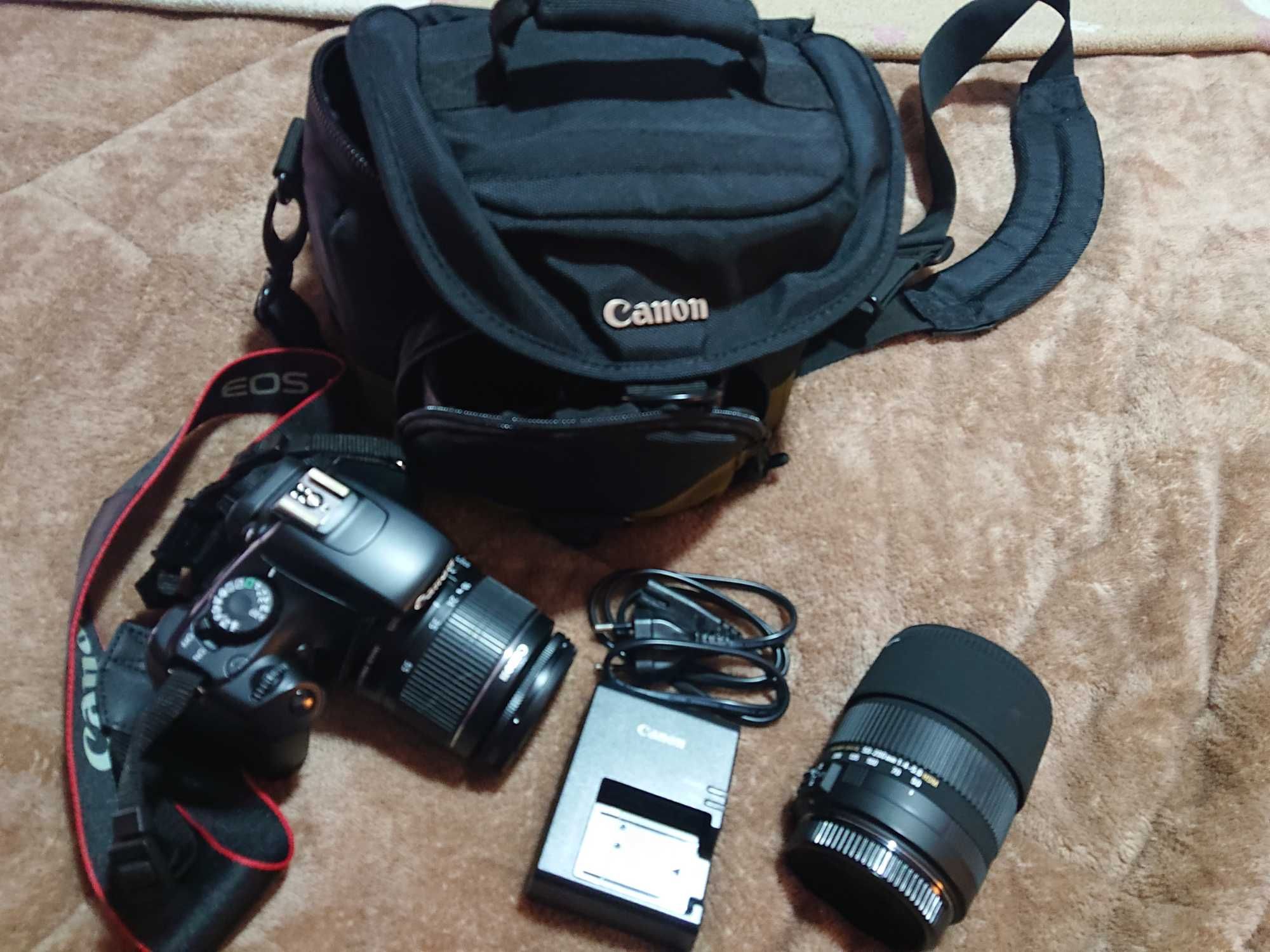 Maquina fotografica digital CANON EOS 1100D com duas lentes