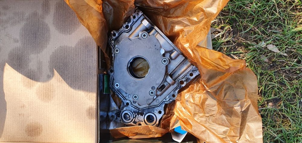 Продам масляний насос