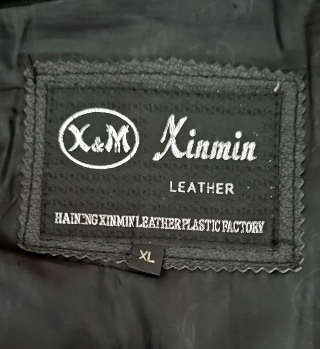 Шкіряна зимова чоловіча куртка