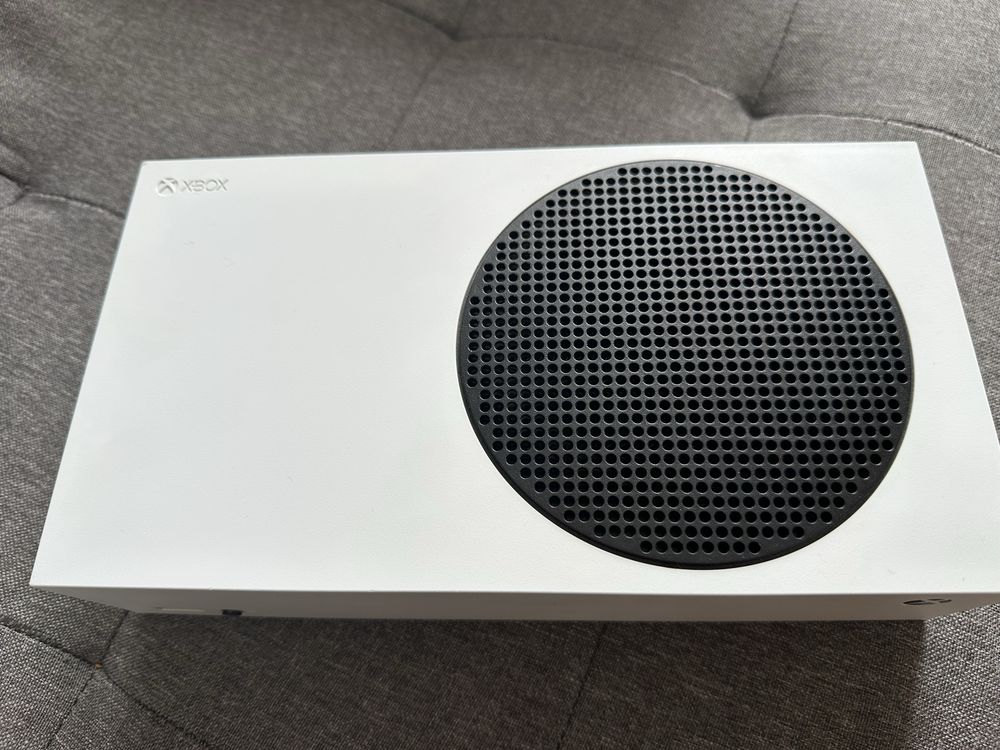 Xbox Series S 512GB + 1 Comando