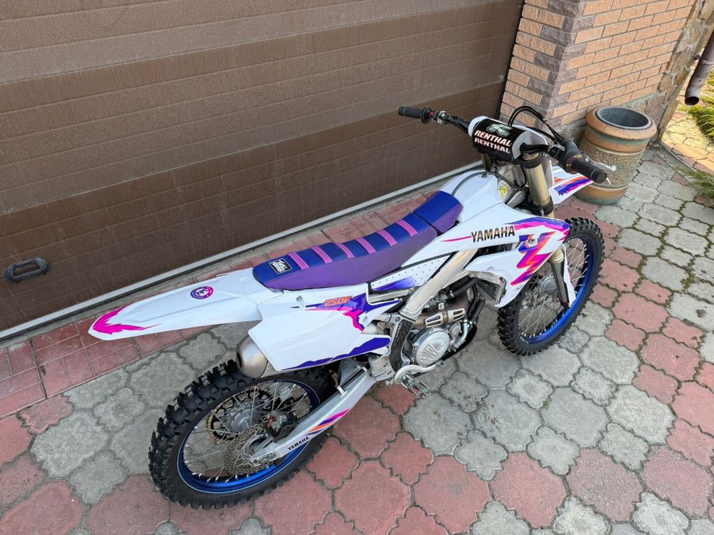 Продам  YAMAHA YZ250F 2021