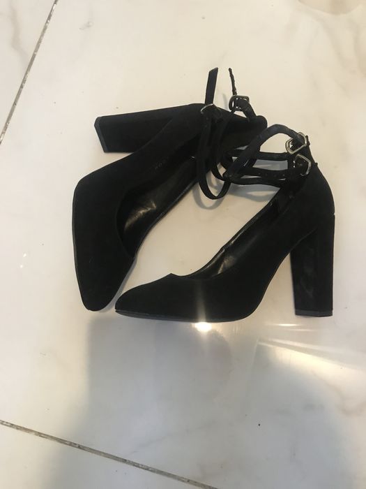 Туфлі замша на підборах