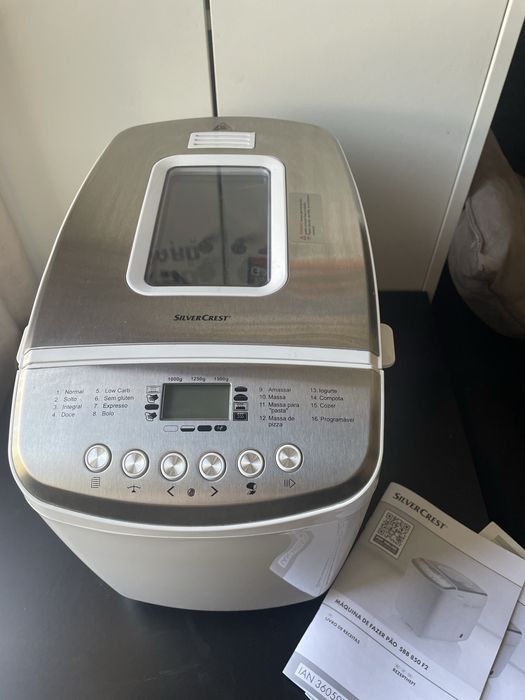 Máquina de Fazer Pão Silver Crest SBB 850 F2 — Nova, Nunca Usada