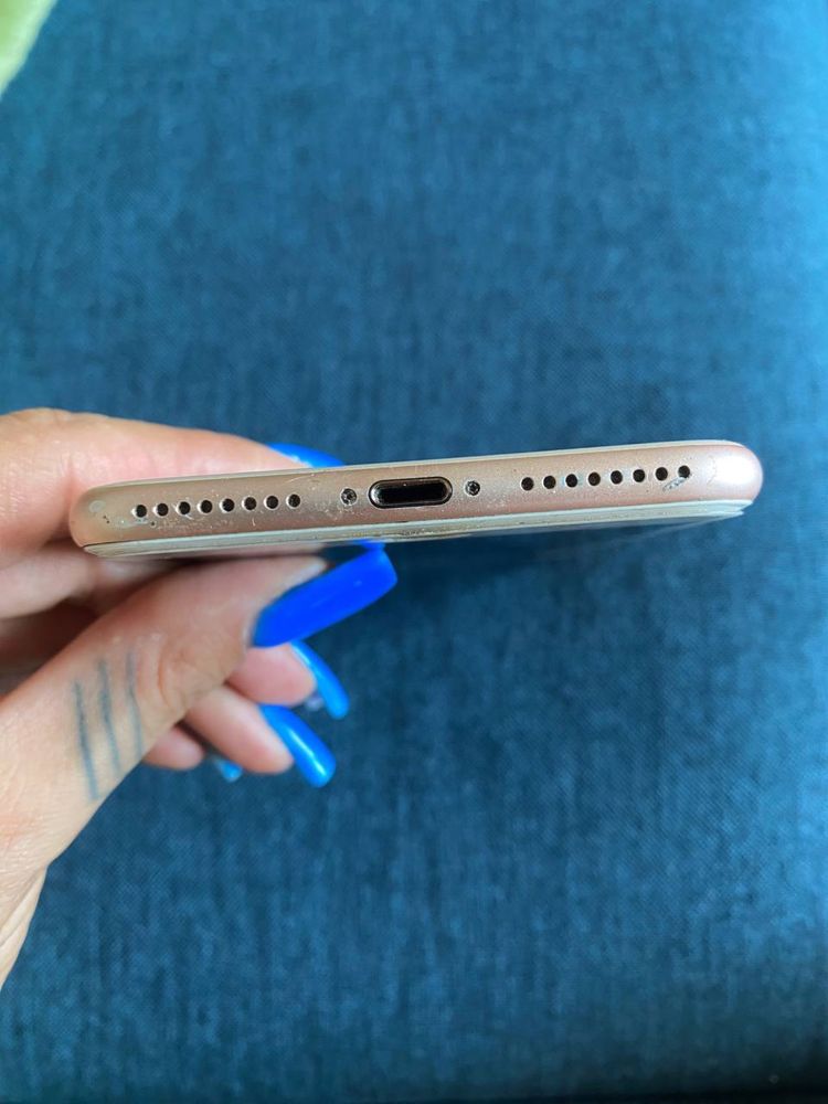 Iphone 8 plus Gold 64Gb neverlock