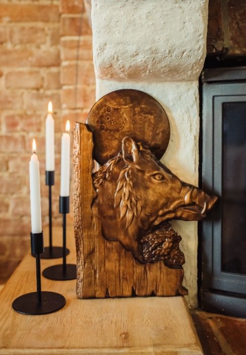 Dzik i księżyc.Obraz.Rzeźba myśliwska .Prezent dla myśliwego.