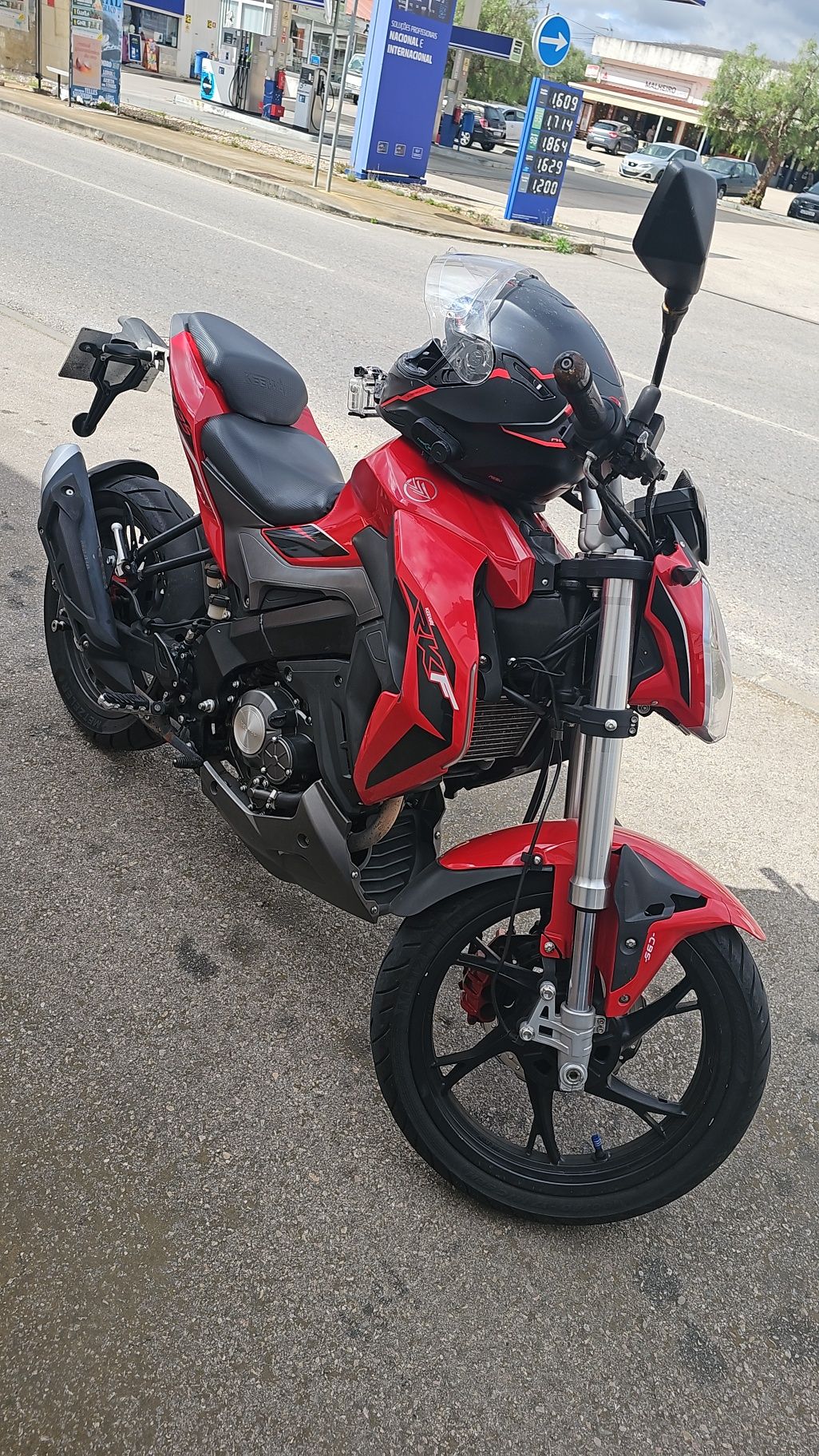 .Keeway RKF 125.