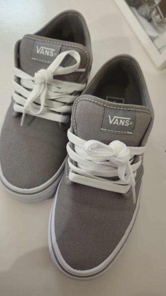 Sapatilhas Vans Cinza