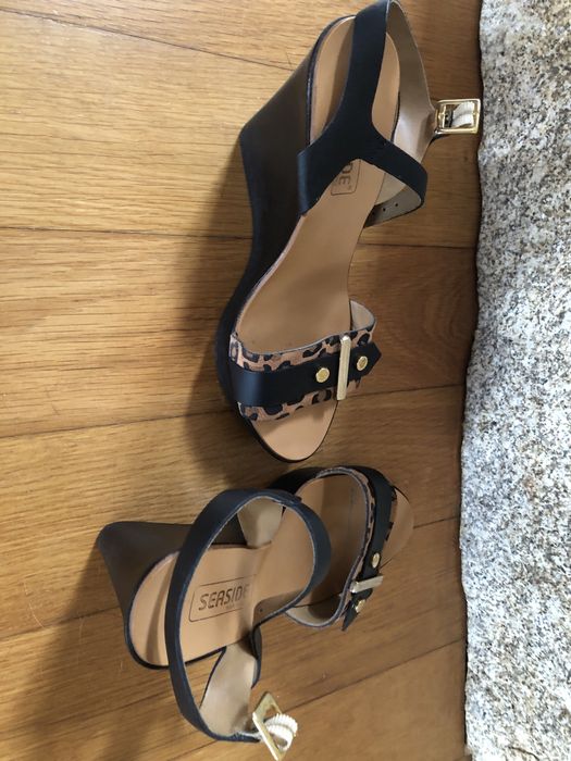 Sandálias animal print