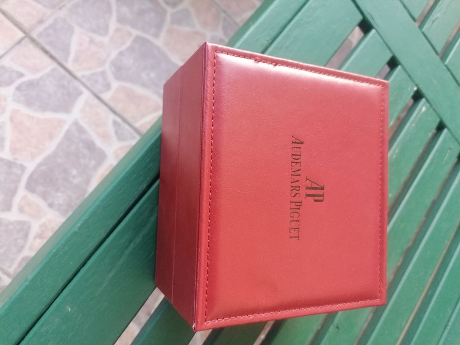 Caixa Audemars Piguet
