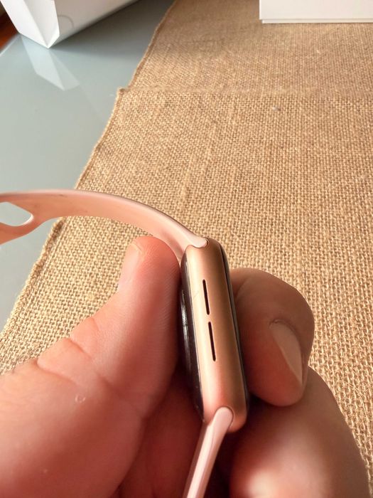 Apple Watch 5 - 40mm - Bom estado e Completo na Caixa Original