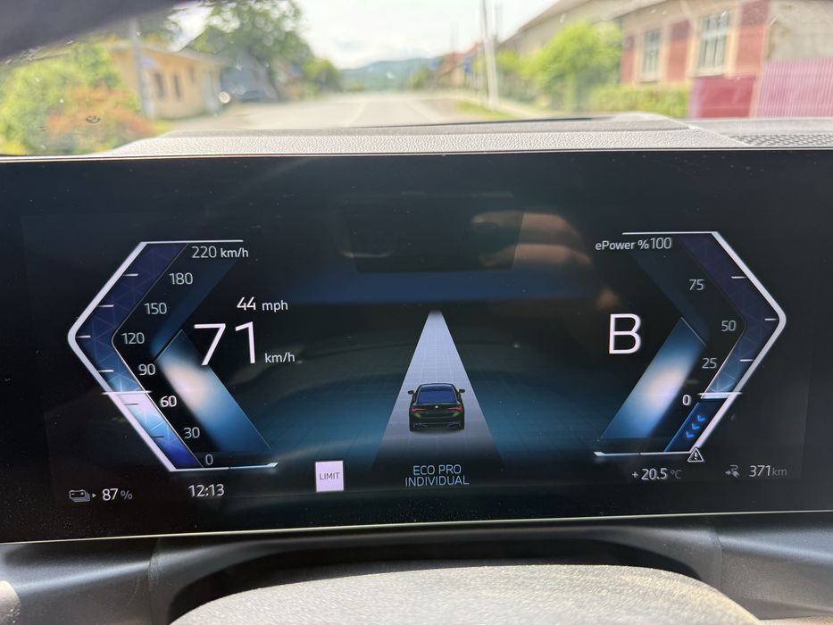 Bmw I4 2024рік 1600км пробігу