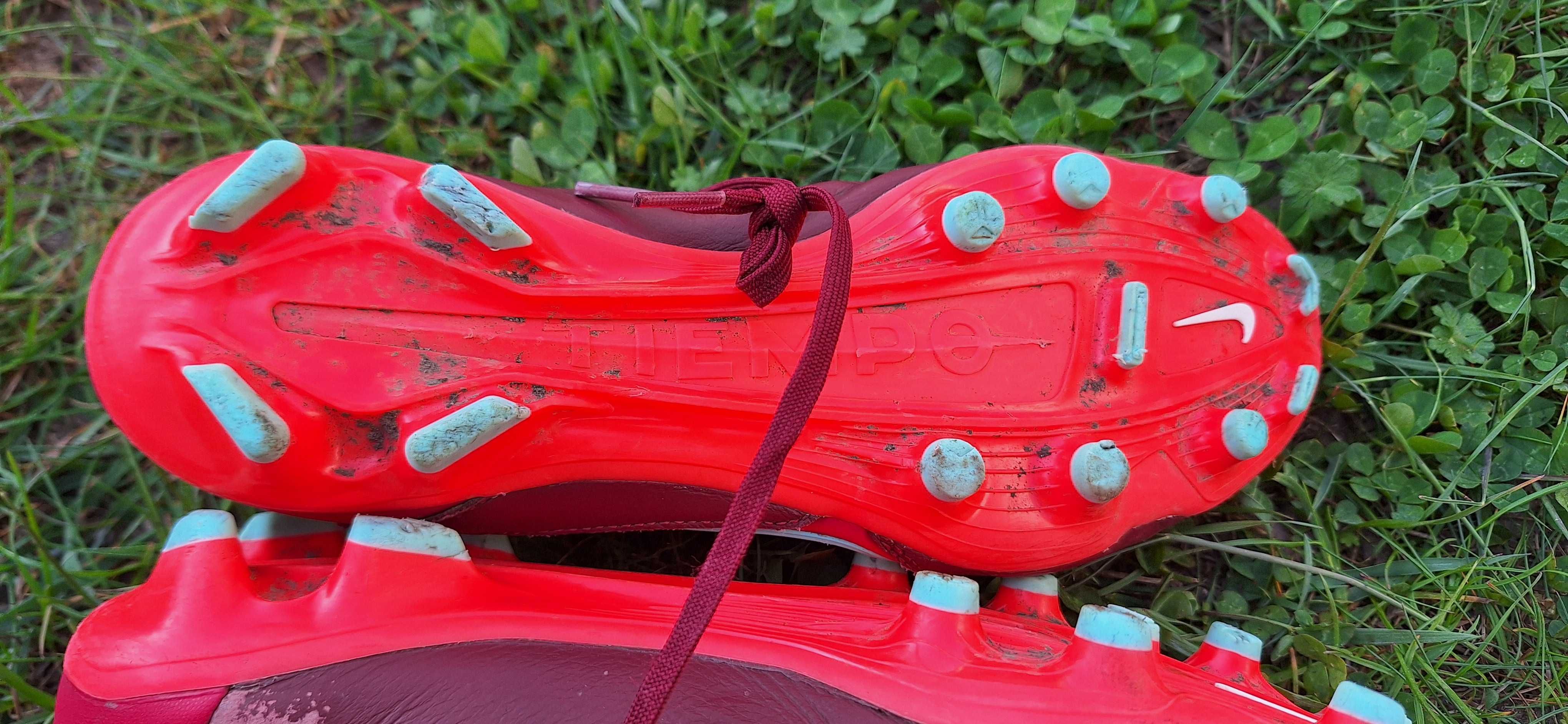 buty do gry w piłkę nożną