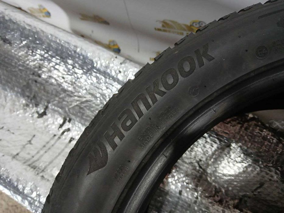 Шини Hankook 235/45R18. 1шт. Зима Розпаровка 2020р.(636)