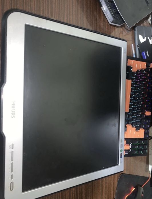 Мониторы. Полностью рабочие