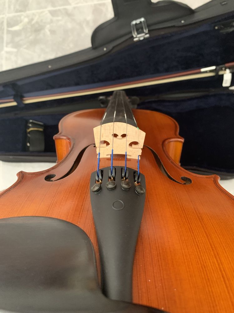 Violino Karl Höfner Allegro 4/4 + acessórios