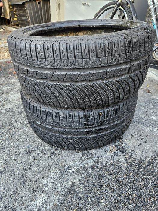 Michelin 245/40 18. Мішелін 245/40 18