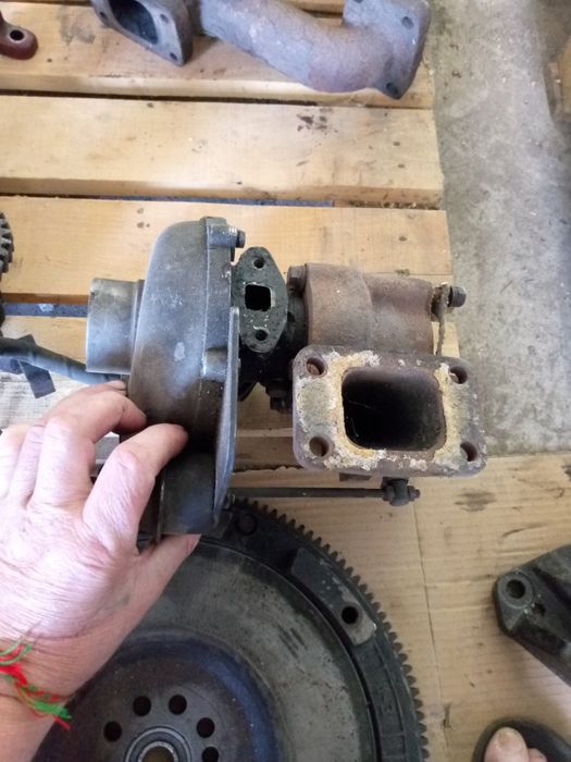 Турбо компресор на МТЗ,зіл, маз зубренок