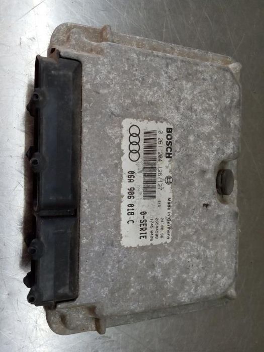 Centralina motor / ECU AUDI A3 (8L1)