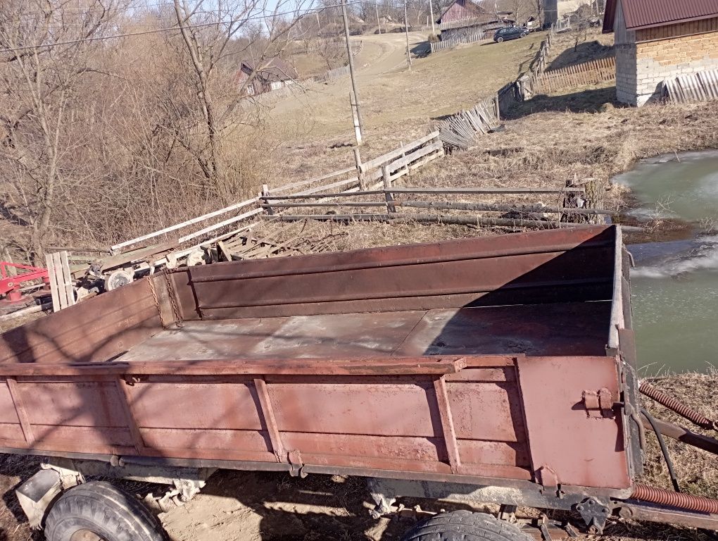 Продам причіп від т-40