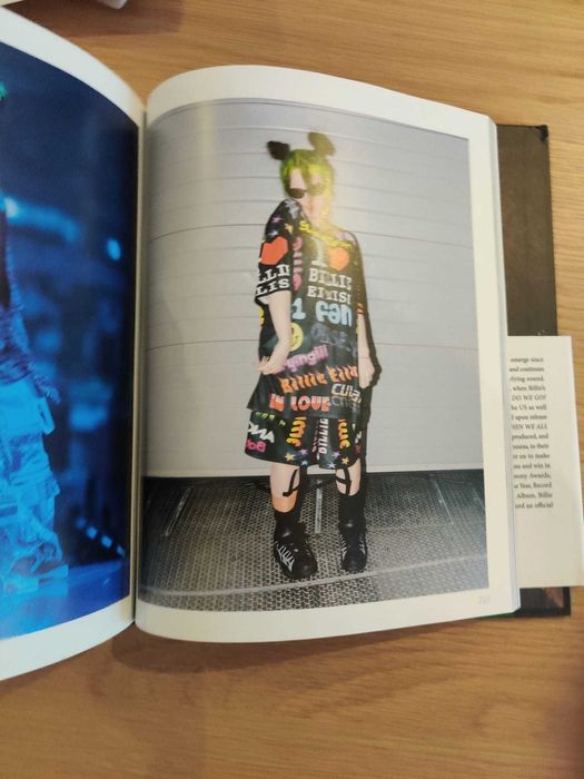 Livro de Billie Eilish