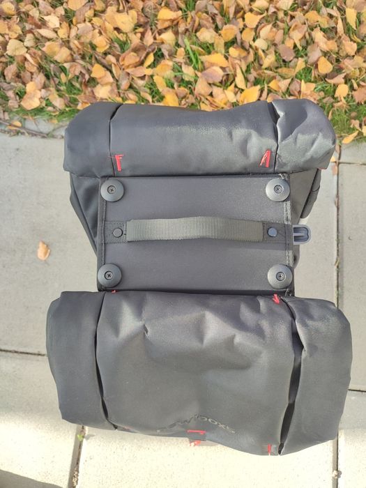 Podwójna sakwa rowerowa New Looxs Vigo Racktime gazelle MIK basil