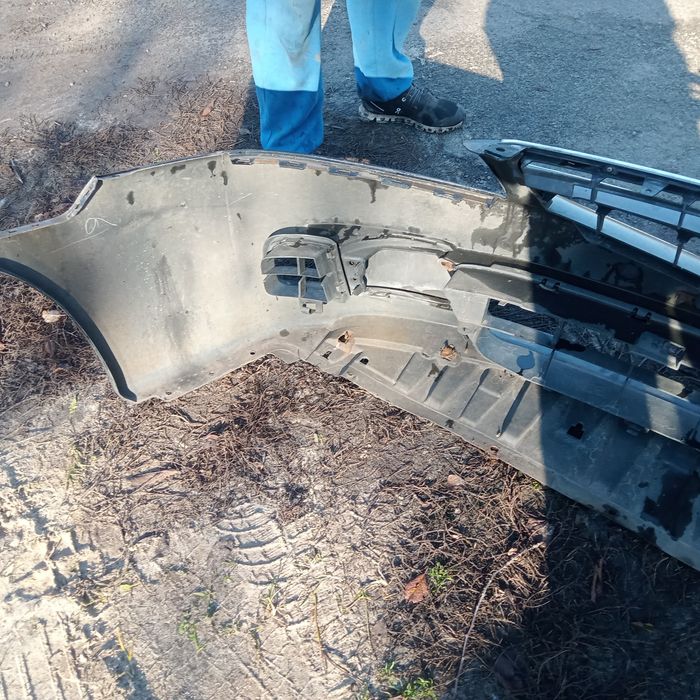 Бампер передний хонда аккорд 2006-2007г