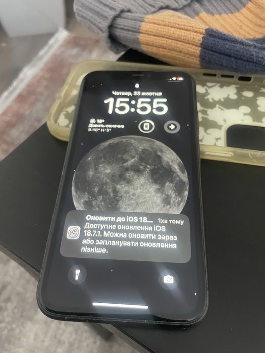 IPhone 11 128 Гб гарний стан