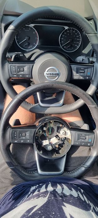 484306RR2B Руль Rogue T33