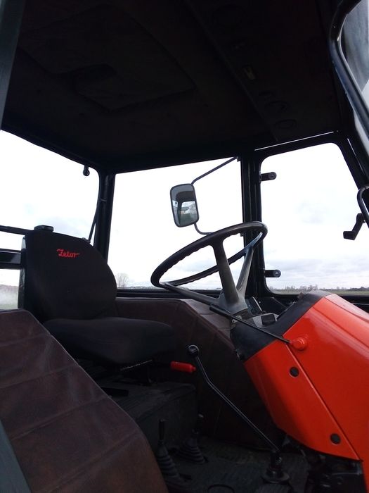 Ciągnik rolniczy Zetor 5211