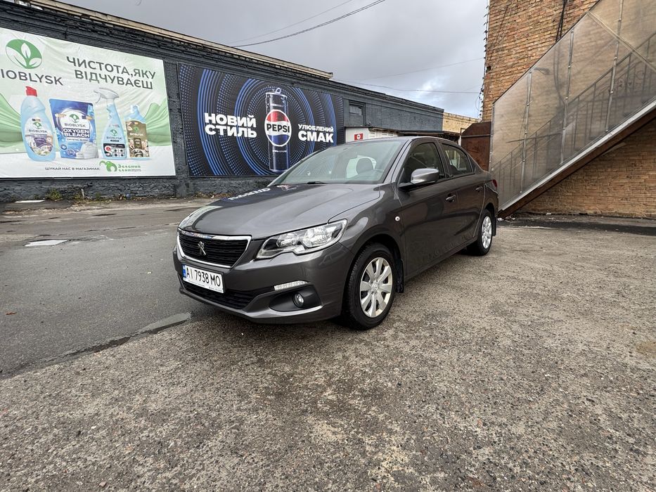 Peugeot 301 офіційний