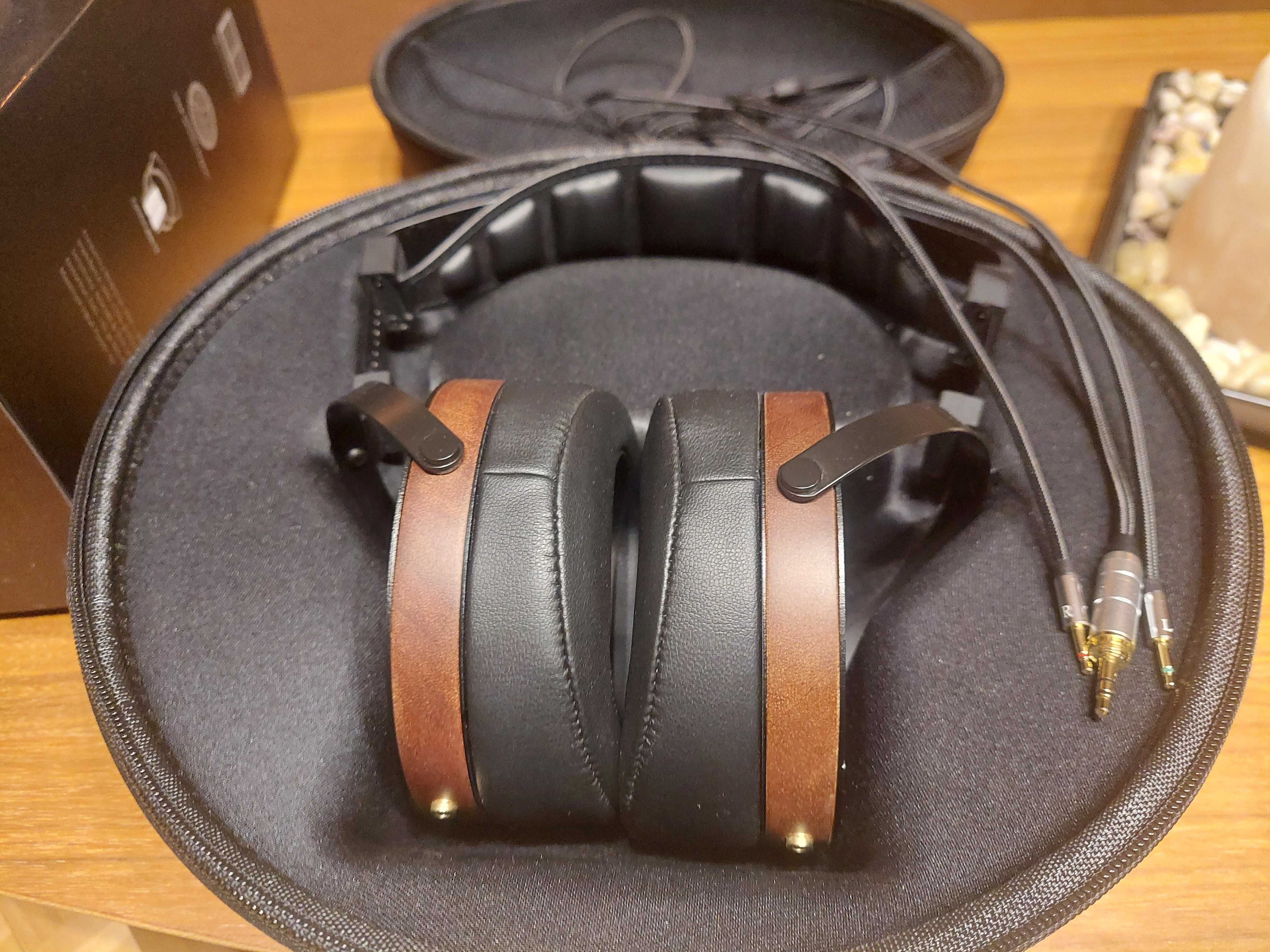 MONOPRICE MONOLITH M1060 - Stan fabryczny - jak nowe ! rok gwarancji !