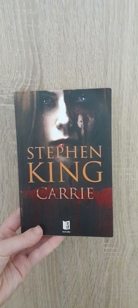 Livro Carrie do Stephen King