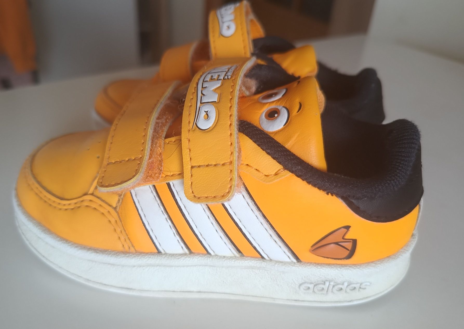 Buty dziecięce adidas 23