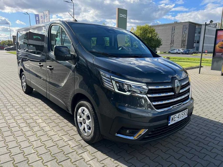 Wynajem Busa 9- Osobowy Wypożyczalnia Busów Renault Trafic Long