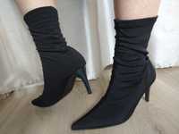 Buty Jennifer Taylor satyna na szpilce roz.38