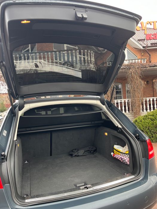 Ауді а4б8 1.8 бензин