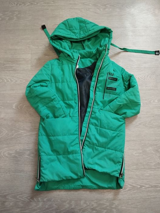 Куртка дитяча весняна  на 6-8 років