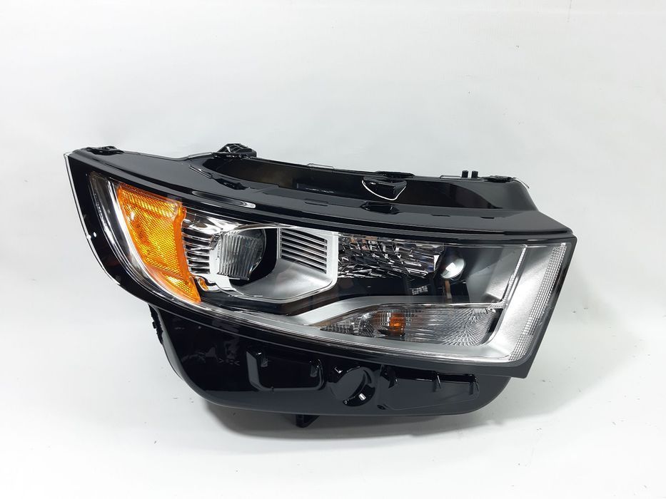 Фара передня права Ford Edge 2015-2018 (FT4Z13008L)