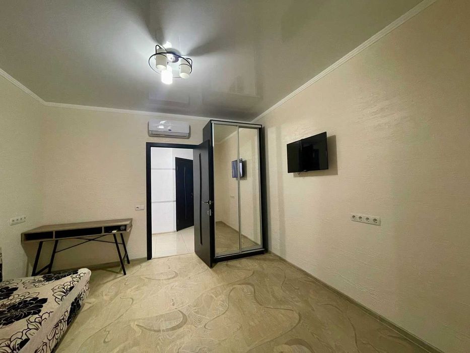 3-комнатная квартира с ремонтом в 34 Жемчужине Центр Одессы