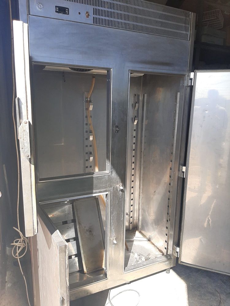 Camâra ou armario frigorifico em inox