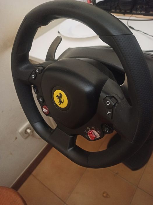 Volante Thrustmaster T80 Ferrari edition+ pedais
