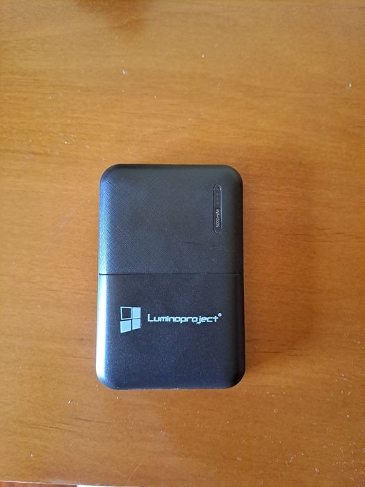 powerbank 5000mAh com carregador