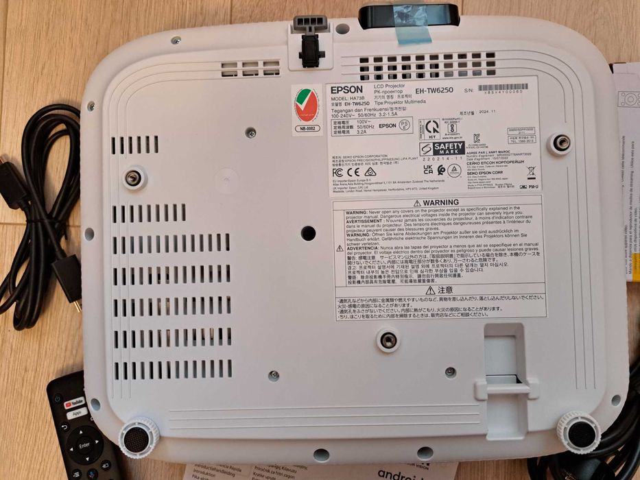 Projektor EPSON EH-TW6250 4K UHD (3840 x 2160), 2800 ANSI lumen, Wi-Fi