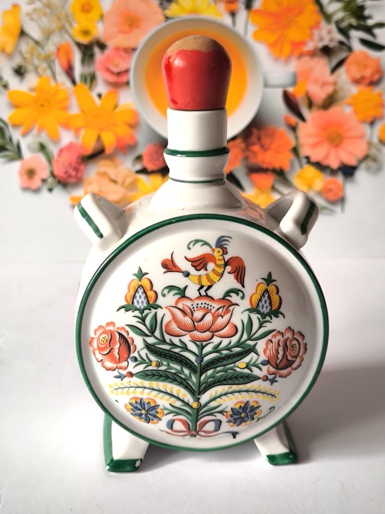 Karafka sygnowana  piękna stara porcelana vintage